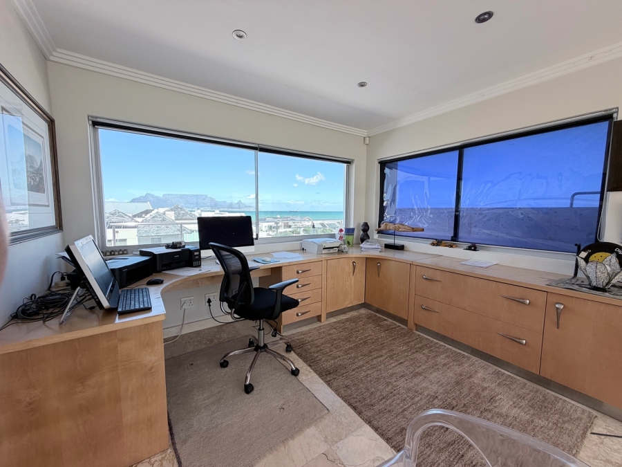 7 Bedroom Property for Sale in Bloubergstrand Western Cape